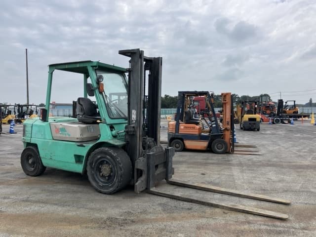 Forklift — Auction (lot 8459-4118)