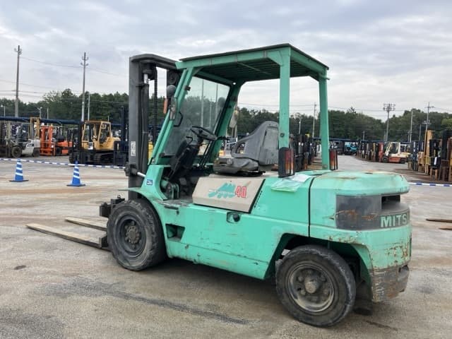 Forklift — Auction (lot 8459-4118)