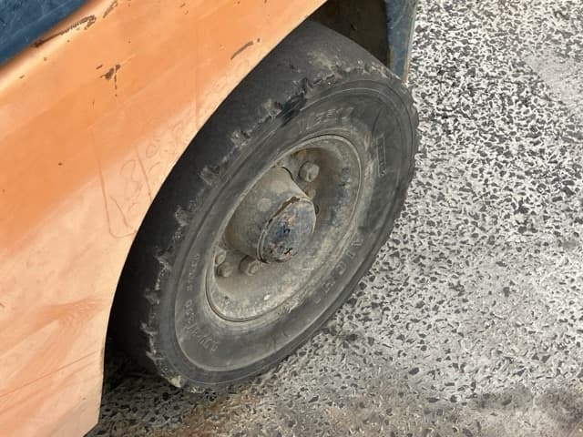 Forklift — Auction (lot 8459-4120)