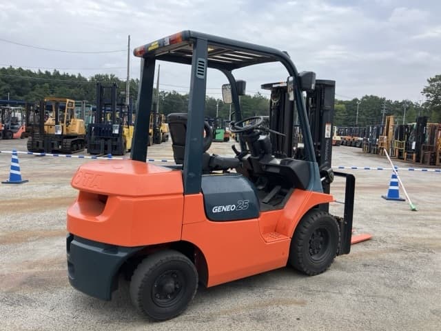 Forklift — Auction (lot 8459-4122)