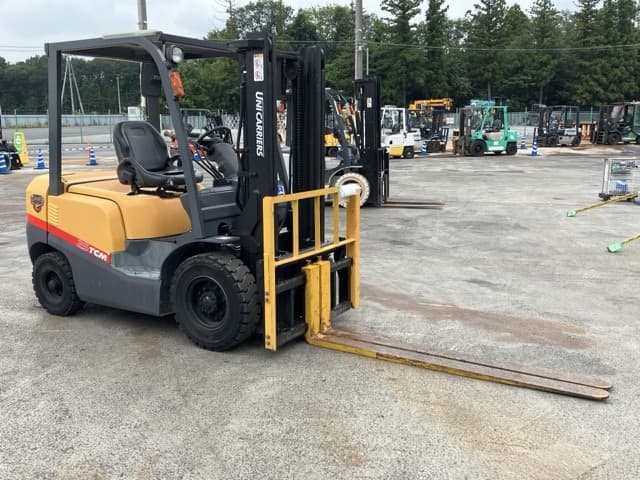 Forklift — Auction (lot 8459-4125)