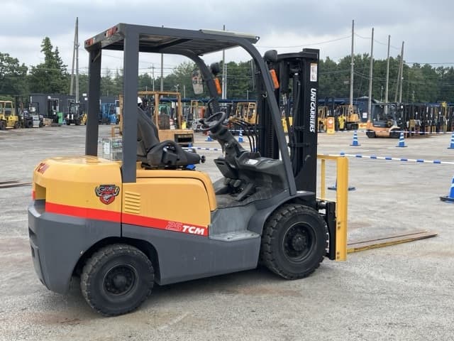 Forklift — Auction (lot 8459-4125)