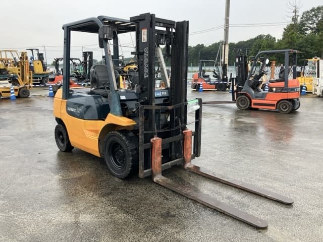 Forklift — Auction (lot 8459-4126)