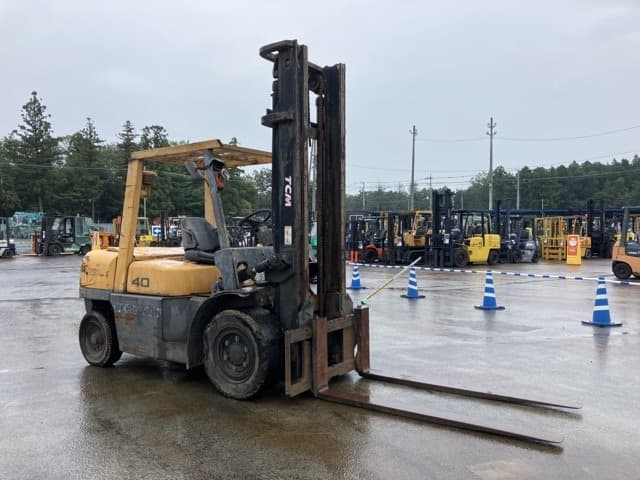 Forklift — Auction (lot 8459-4127)