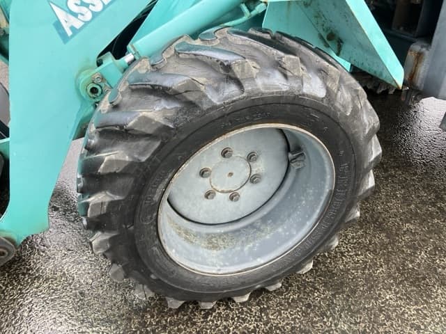 MINI WHEEL LOADER — Auction (lot 8459-413)