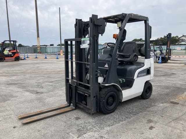 Forklift — Auction (lot 8459-4132)