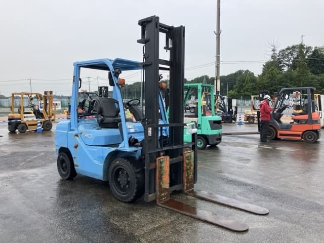 Forklift — Auction (lot 8459-4133)
