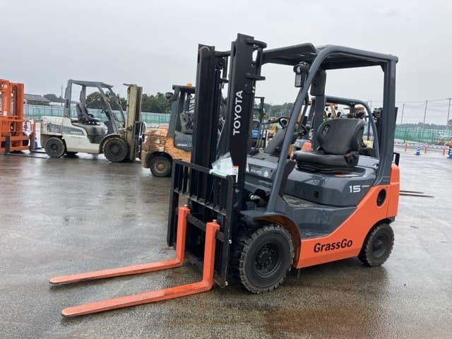 Forklift — Auction (lot 8459-4135)
