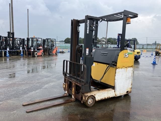Reach Forklift — Auction (lot 8459-4139)