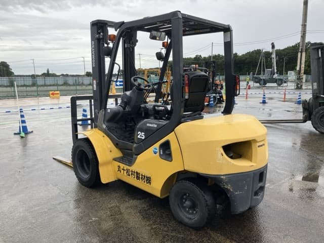 Forklift — Auction (lot 8459-4147)