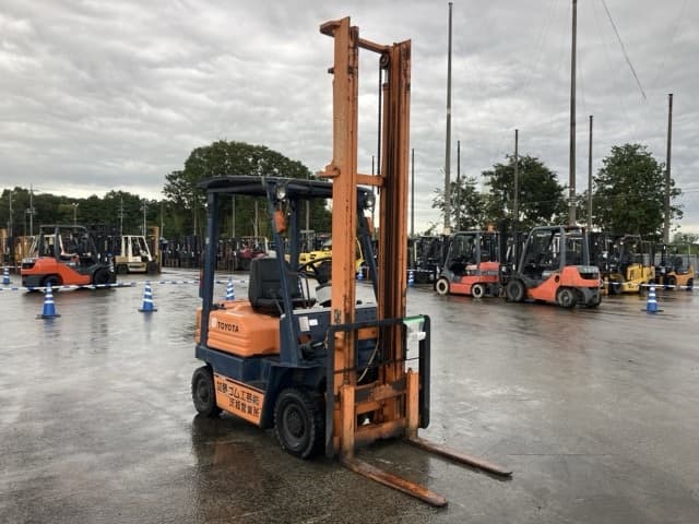 Forklift — Auction (lot 8459-4148)