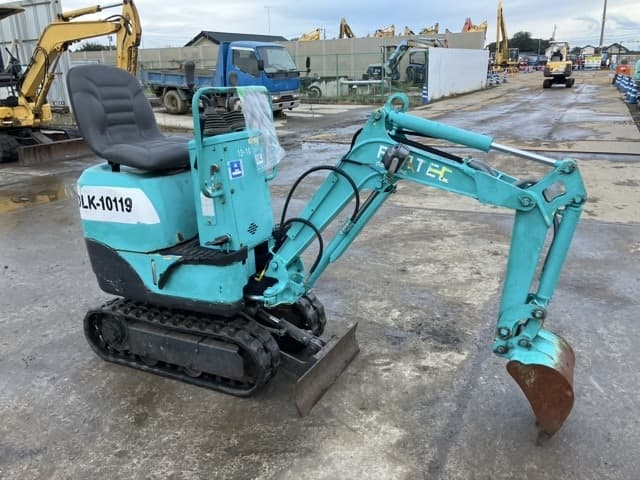 MINI EXCAVATOR — Auction (lot 8459-415)