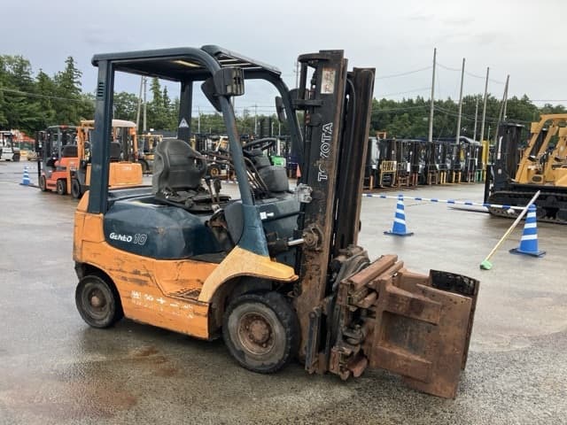 Forklift — Auction (lot 8459-4156)
