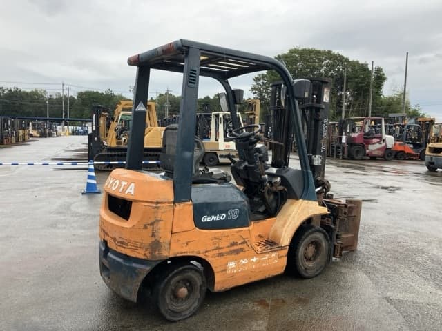 Forklift — Auction (lot 8459-4156)