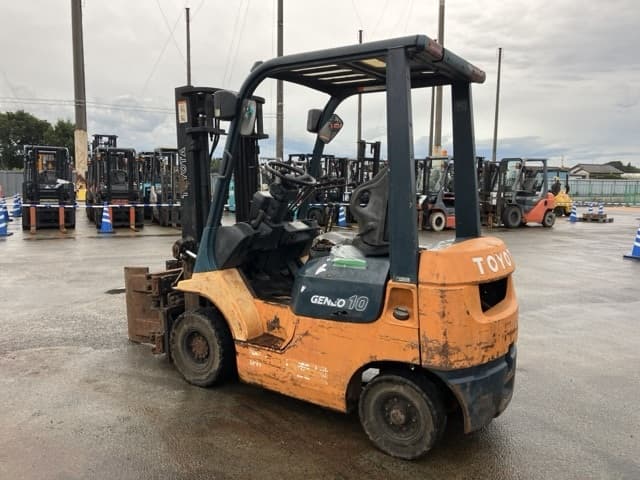 Forklift — Auction (lot 8459-4156)