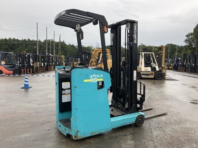 Reach Forklift — Auction (lot 8459-4157)