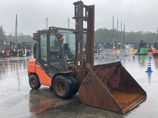 Forklift — Auction (lot 8459-4160)