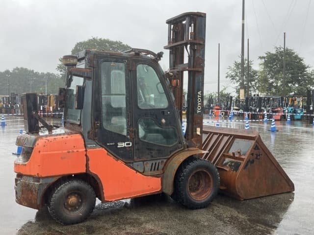Forklift — Auction (lot 8459-4160)