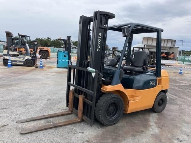 Forklift — Auction (lot 8459-4168)