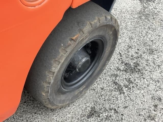 Forklift — Auction (lot 8459-4170)