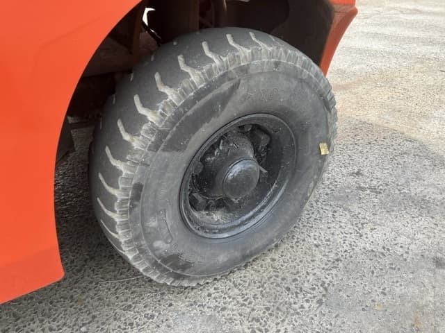 Forklift — Auction (lot 8459-4172)