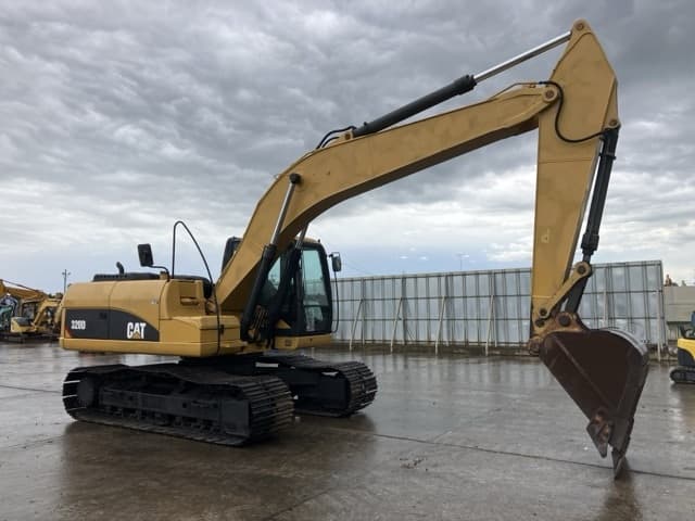 EXCAVATOR — Auction (lot 8459-421)