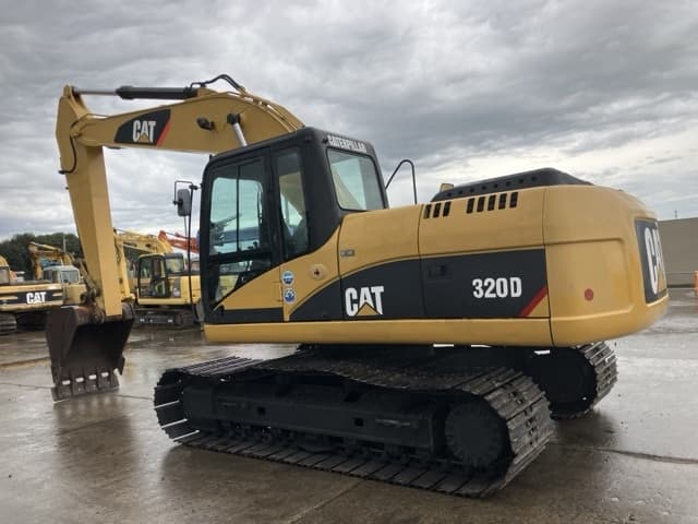 EXCAVATOR — Auction (lot 8459-421)