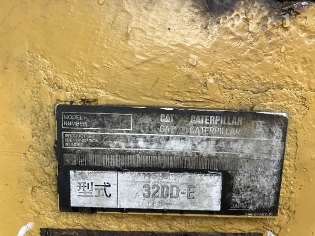 EXCAVATOR — Auction (lot 8459-421)