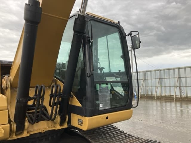 EXCAVATOR — Auction (lot 8459-421)