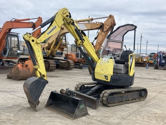 MINI EXCAVATOR — Auction (lot 8459-432)