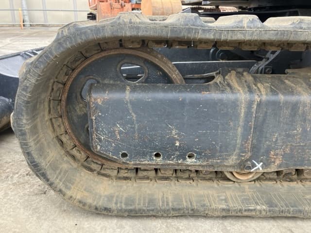 MINI EXCAVATOR — Auction (lot 8459-432)