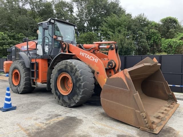 WHEEL LOADER — Auction (lot 8459-439)