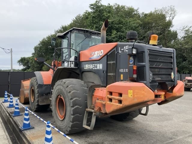 WHEEL LOADER — Auction (lot 8459-439)