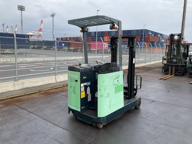 Reach Forklift — Auction (lot 8459-44002)