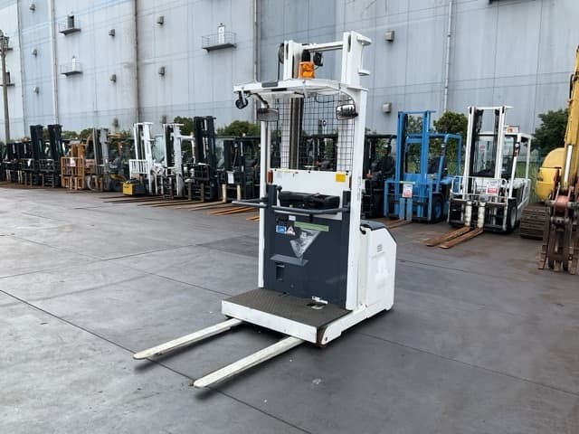 Battery Forklift — Auction (lot 8459-44003)