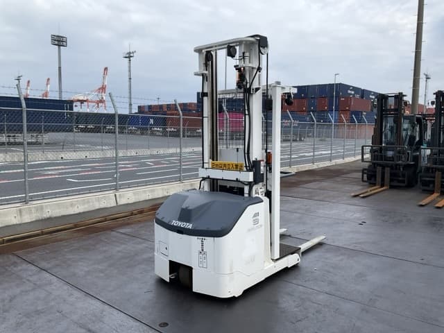 Battery Forklift — Auction (lot 8459-44003)