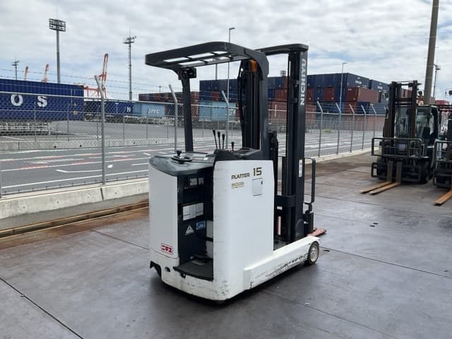 Reach Forklift — Auction (lot 8459-44006)