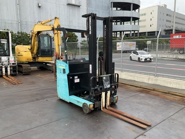 Reach Forklift — Auction (lot 8459-44008)