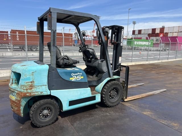Forklift — Auction (lot 8459-44011)