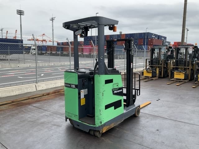 Reach Forklift — Auction (lot 8459-44013)