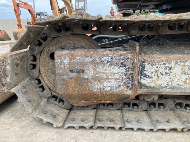 EXCAVATOR — Auction (lot 8459-445)