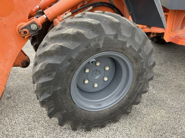 MINI WHEEL LOADER — Auction (lot 8459-447)