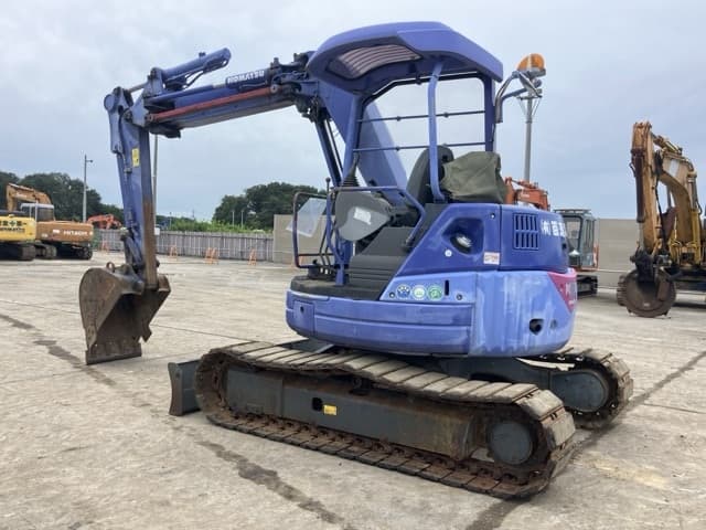 MINI EXCAVATOR — Auction (lot 8459-449)