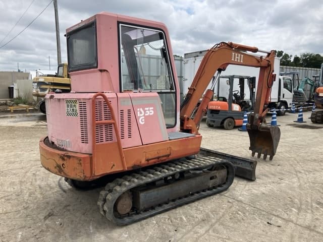 MINI EXCAVATOR — Auction (lot 8459-45)