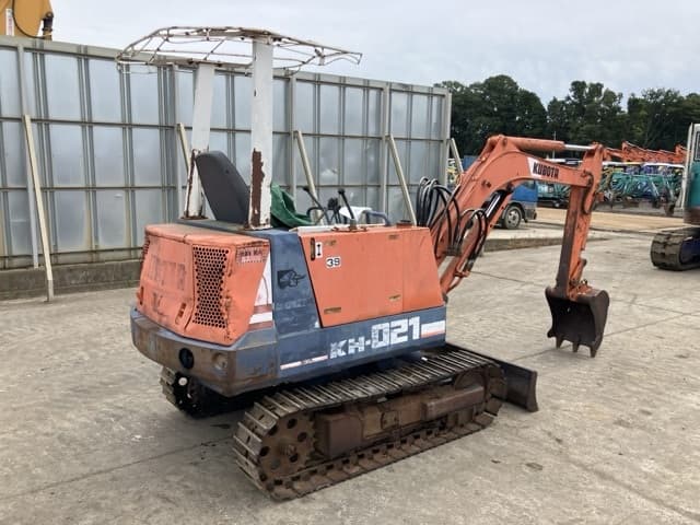 MINI EXCAVATOR — Auction (lot 8459-451)