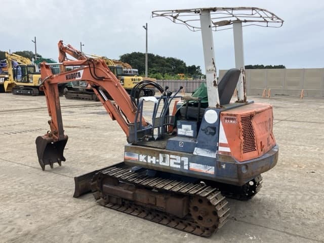 MINI EXCAVATOR — Auction (lot 8459-451)