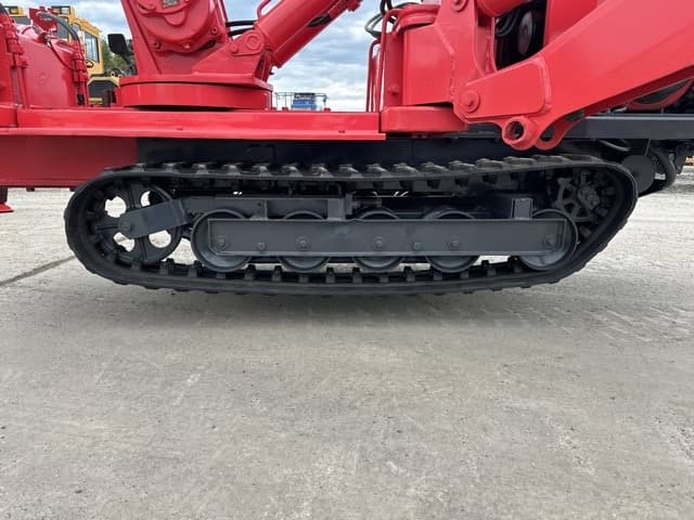 MINI CRAWLER CRANE — Auction (lot 8459-455)