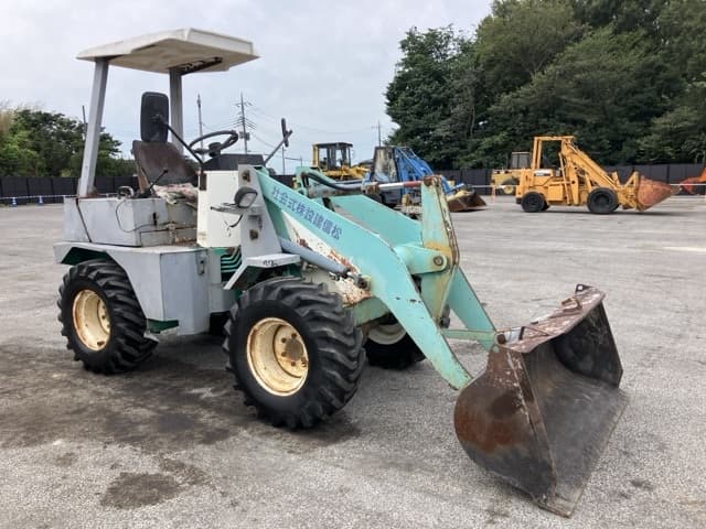 MINI WHEEL LOADER — Auction (lot 8459-457)