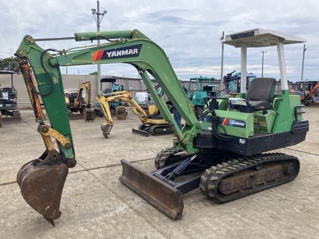 MINI EXCAVATOR — Auction (lot 8459-458)