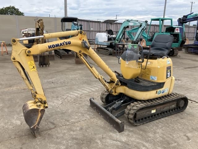 MINI EXCAVATOR — Auction (lot 8459-462)